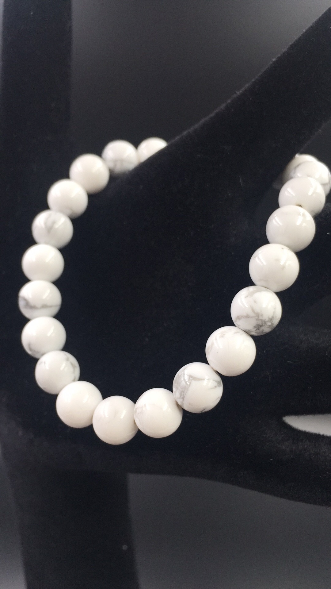 Bracelet en howlite “perles de 8mm”