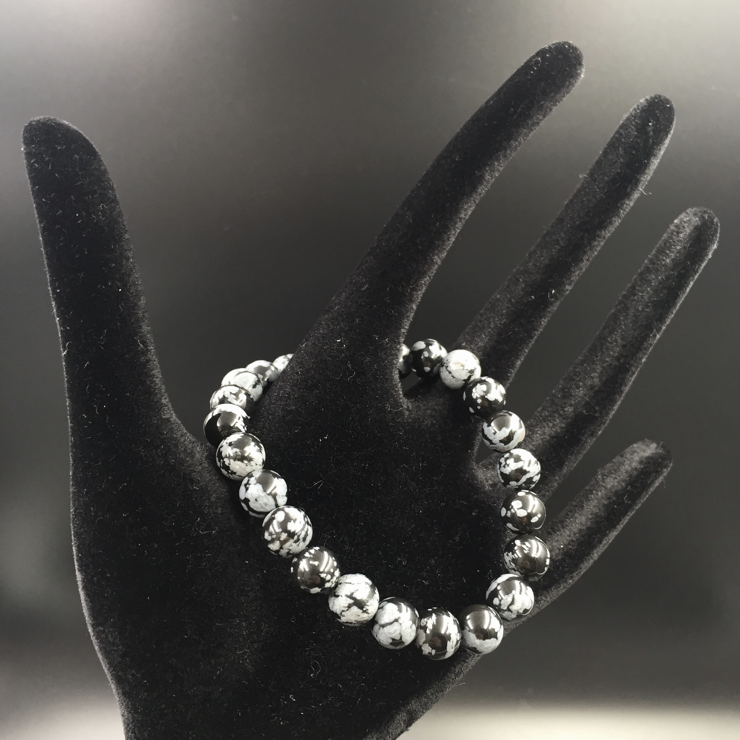 Bracelet en obsidienne flocon de neige “perles de 8mm”