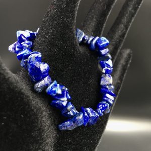 Bracelet chips en lapis lazuli d’Afghanistan