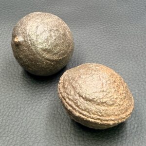 Moquis Balls