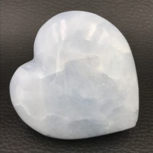 Coeur en calcite bleue de Madagascar (réf cec6)
