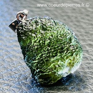 Pendentif Moldavite « Chlum » de République Tchèque (réf pdm20)