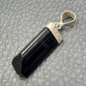 Pendentif en Tourmaline Noire