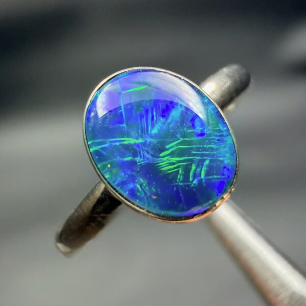 Bague en Opale Noire de Coober Peddy