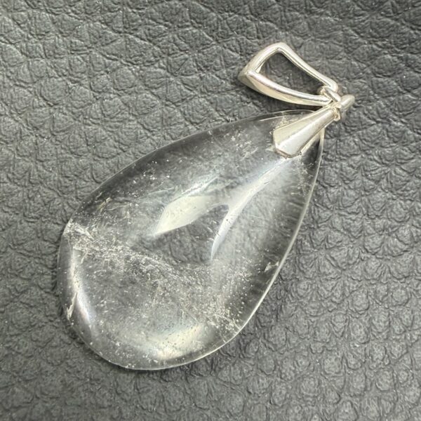 Pendentif en cristal de roche du Brésil (réf cr21) – Image 2