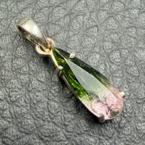 Pendentif Tourmaline Bicolore