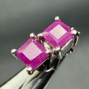 Boucles d'Oreilles en Rubis
