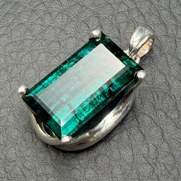 Pendentif en Tourmaline Bleue Lagoon (réf pti4) – Image 2