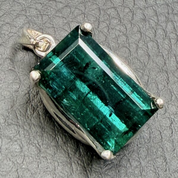 Pendentif en Tourmaline Bleue Lagoon (réf pti4) – Image 3
