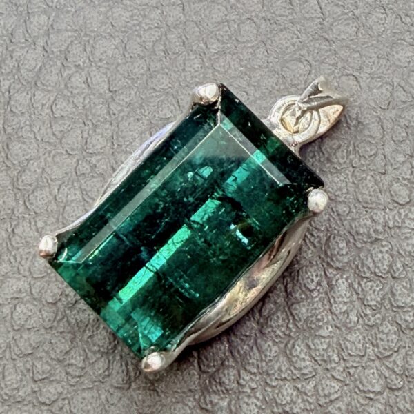 Pendentif en Tourmaline Bleue Lagoon (réf pti4) – Image 4