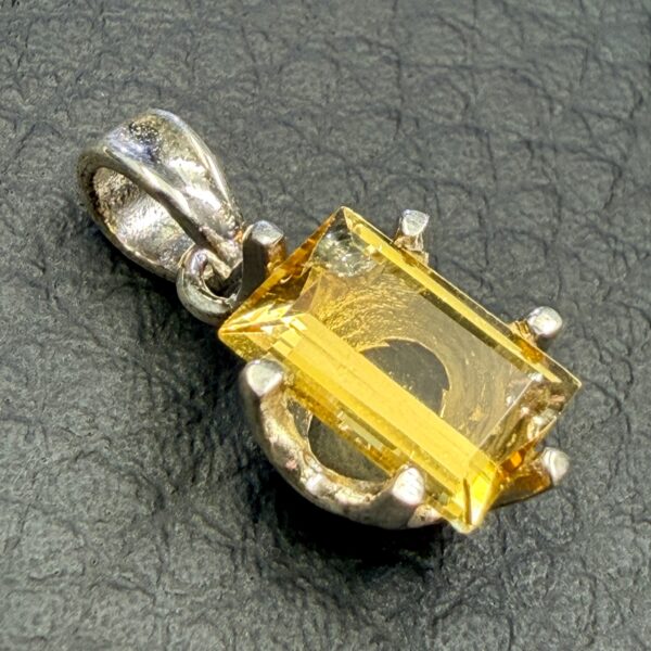 Pendentif en Héliodore du Brésil (réf phe5) – Image 2