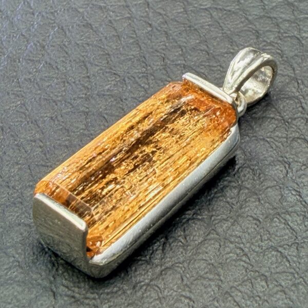 Pendentif en Topaze Impériale du Brésil (réf top15) – Image 2