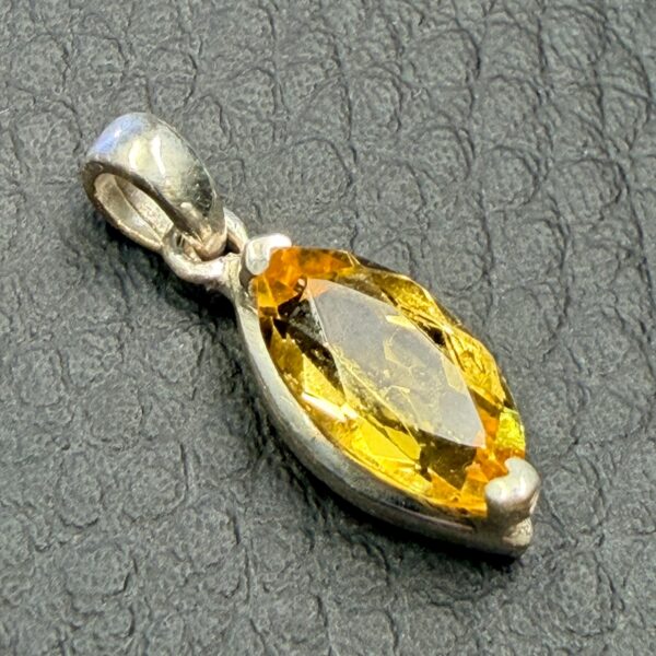 Pendentif en Héliodore du Brésil (réf phe8) – Image 2