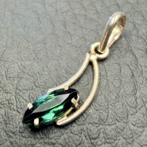 Pendentif en Tourmaline Verte