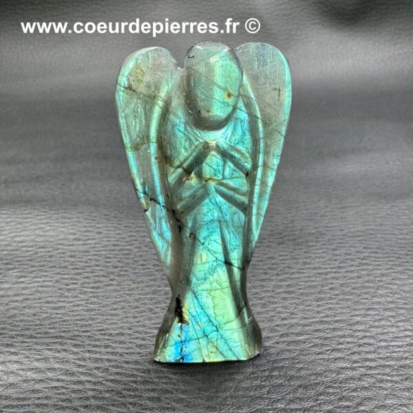 Ange en Labradorite