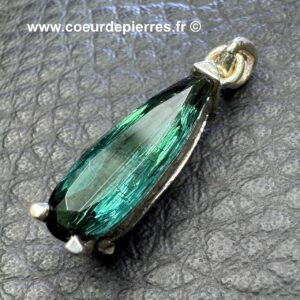 Pendentif en Tourmaline Bleue