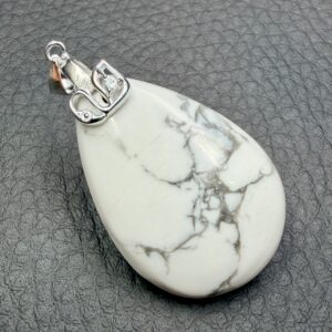 Pendentif en Howlite