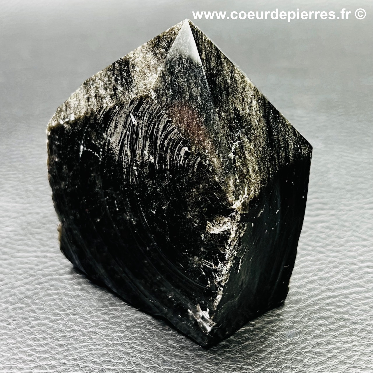 Prisme brut en obsidienne noire “larme d’apache” du Mexique (réf ob2)