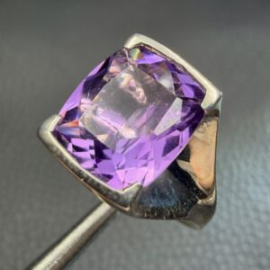 Chevalière en Améthyste Gemme