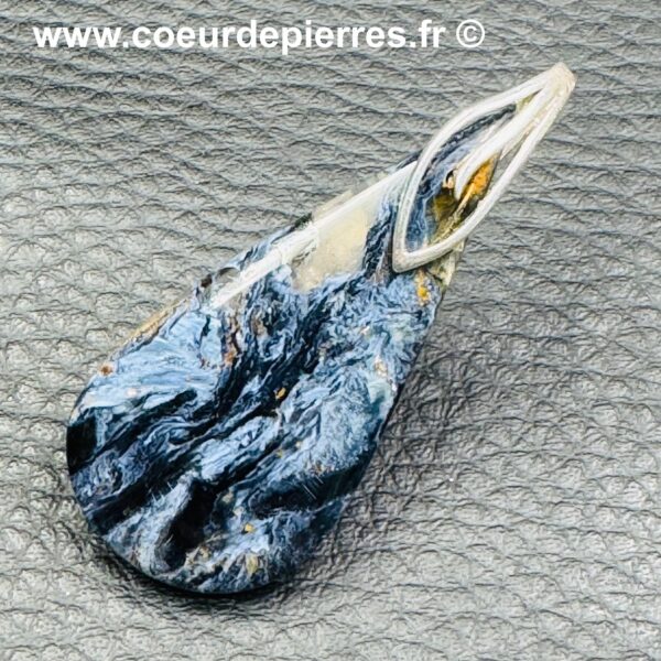 Pendentif en Piétersite