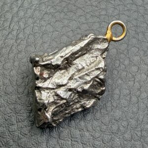 Pendentif en Météorite
