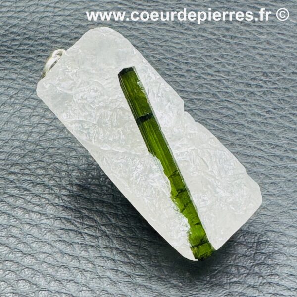 Pendentif en Tourmaline Verte sur Quartz (réf t14) – Image 2