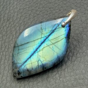 Pendentif Labradorite Bleu Lagon