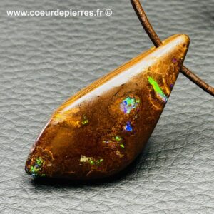 Pendentif en opale boulder d’Australie de 68 carats (réf po7)