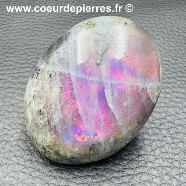 Galet de labradorite de Madagascar (réf gl43) – Image 4