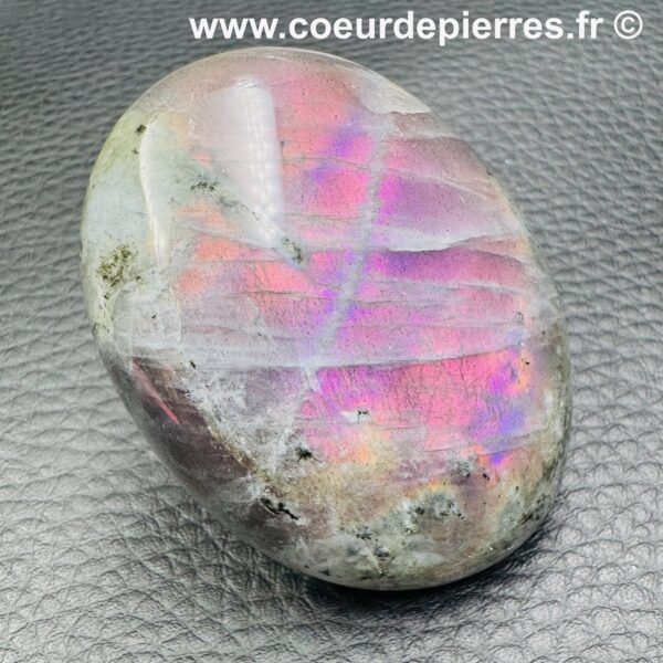 Galet de labradorite de Madagascar (réf gl43) – Image 3