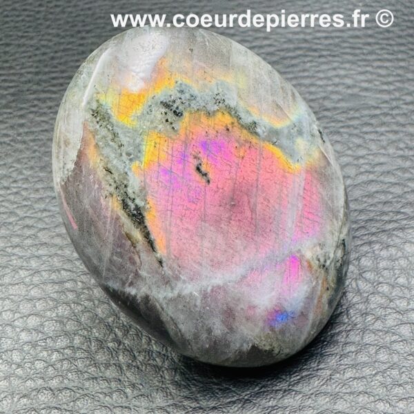 Galet de labradorite de Madagascar (réf gl43) – Image 2