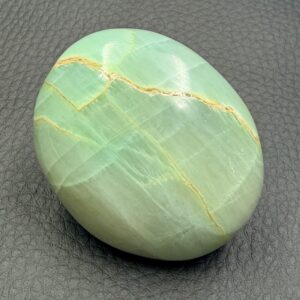 Galet en Garniérite