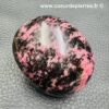 Galet en Rhodonite de Madagascar (réf gr7) – Image 2