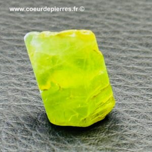 Péridot “cristal Brut Naturel” (réf pe8)