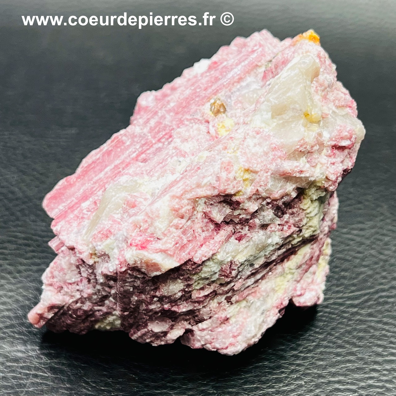 Tourmaline rubellite du Brésil « amas de cristaux bruts » (réf ptr5)