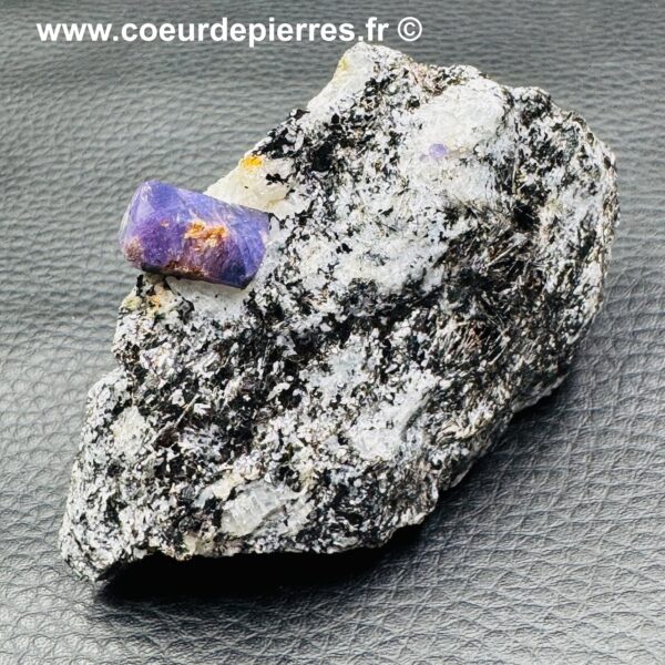 Saphir sur Biotite de Madagascar (réf sap3) – Image 3