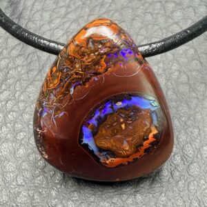 Pendentif en Opale Boulder