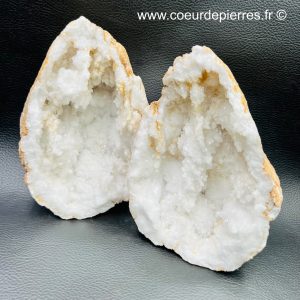 Géode cristal de roche de 1,513kg (réf gcr21)