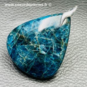 Pendentif en apatite bleue de Madagascar (réf pab2)