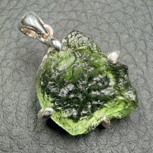 Pendentif Moldavite