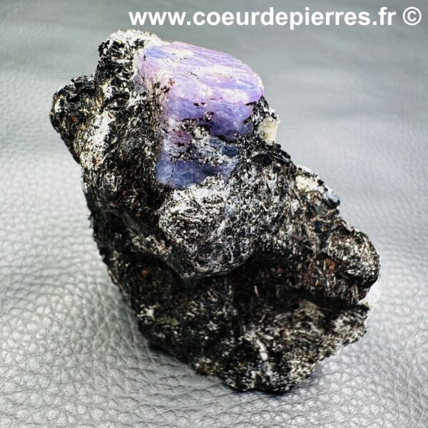 Saphir sur Biotite