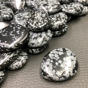 Obsidiennes flocons de neiges « galet taille moyenne »