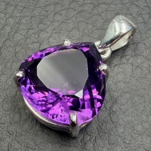 Pendentif en Améthyste d'Uruguay