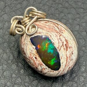 Pendentif en Opale de Feu
