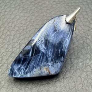 Pendentif en Piétersite