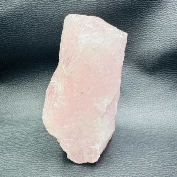 Quartz Rose "Brut" de Madagascar (réf prb6) – Image 3