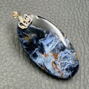 Pendentif en piétersite