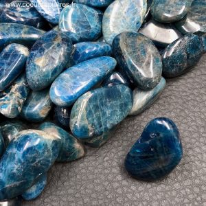 Apatite bleue de Madagascar pierre roulées « taille moyenne »