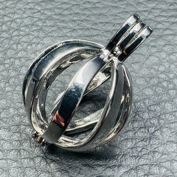 Pendentif Cage Ouvrable
