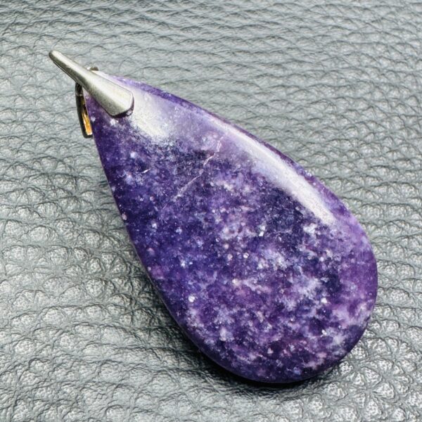 Pendentif en Lepidolite